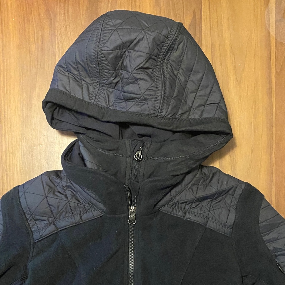 Lululemon Athletica Original Fleecy Keen Black Quilted Jacket